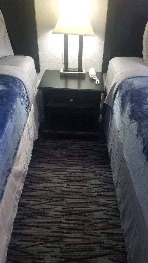 Hotel King Bed Hotel Room 110 Wi-Fi Booking Stillwater Buitenkant foto