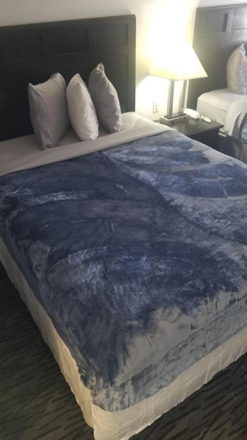 Hotel King Bed Hotel Room 110 Wi-Fi Booking Stillwater Buitenkant foto